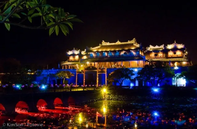 Ngày 3: ĐÀ NẴNG – HUẾ – ĐẠI NỘI – LĂNG KHẢI ĐỊNH (ĂN SÁNG, TRƯA, TỐI)