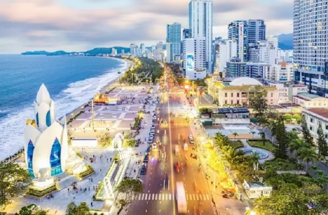 Ngày 1: HÀ NỘI  - NHA TRANG BIỂN XANH ( ĂN TRƯA, TỐI)
