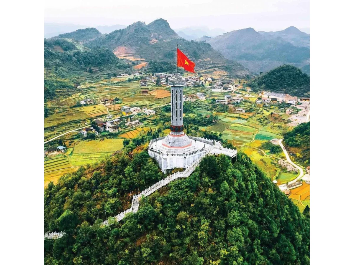 Ho Chị Minh – Ha Giang – Cao Bang – Ban Gioc Waterfall – Ba Be Lake  – Ha Noi – Sapa 8 Days/ 7 Nights, Departures Every Wednesday